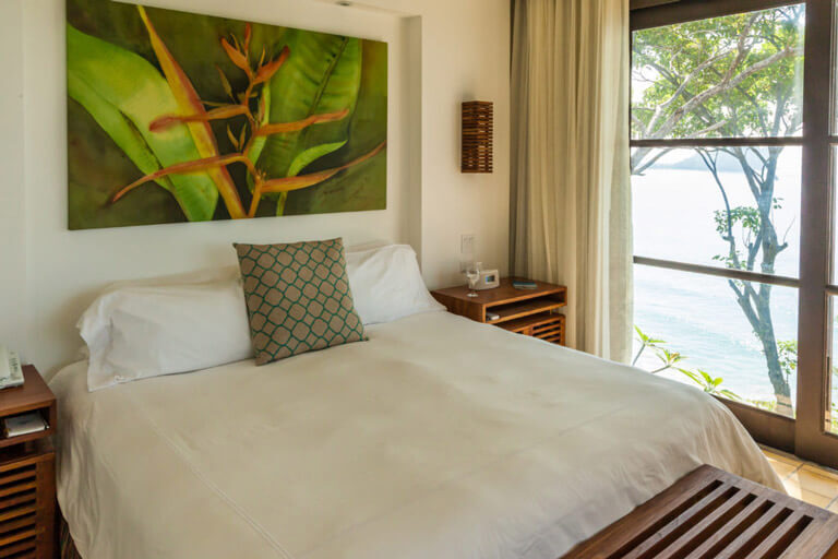 Arenas Del Mar Beachfront and Rainforest Resort Rooms Arenas Del Mar Beachfront and Rainforest Resort Rooms