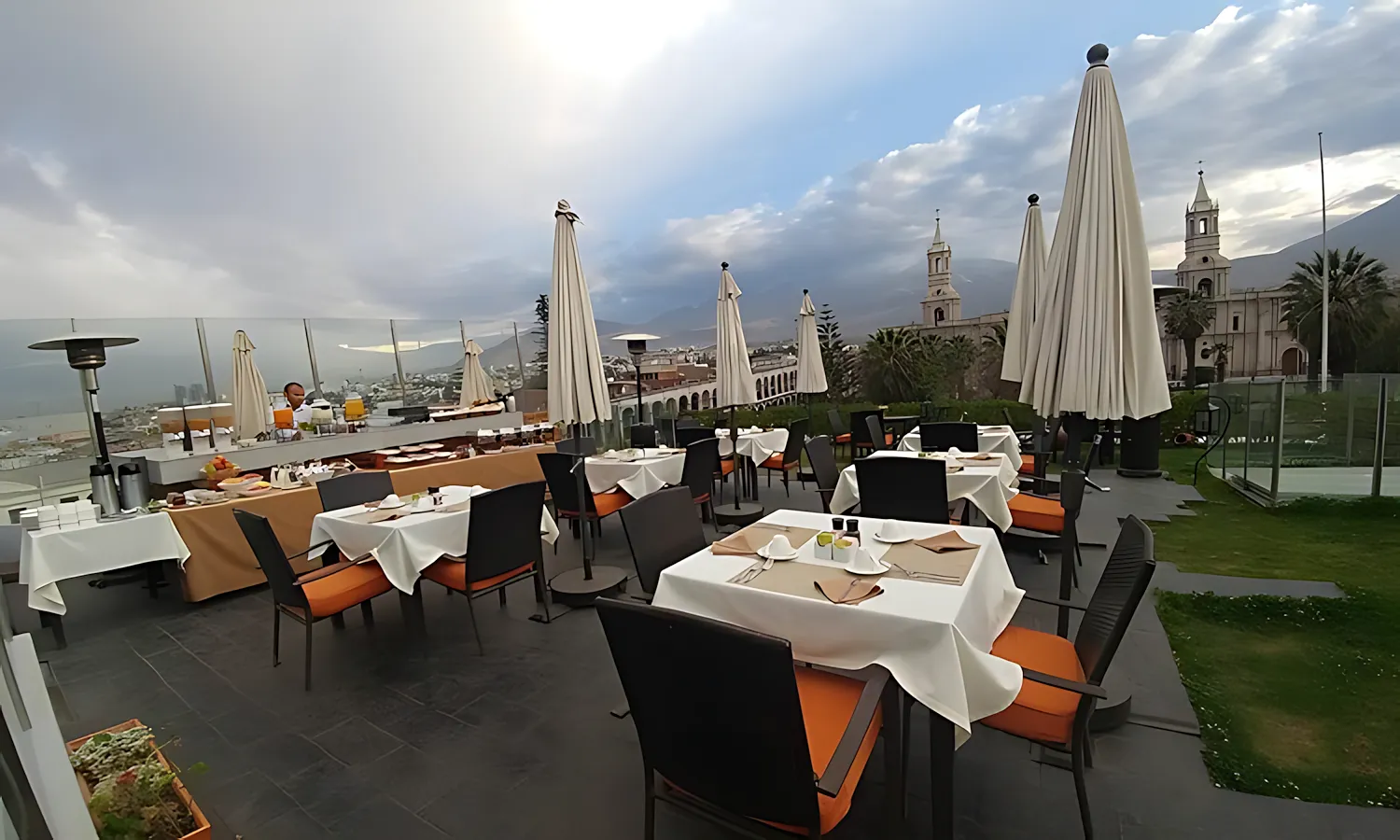 Katari Hotel at Plaza De Armas - Arequipa, Peru 8 1