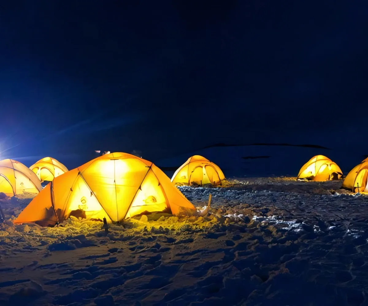 basecamp plancius000