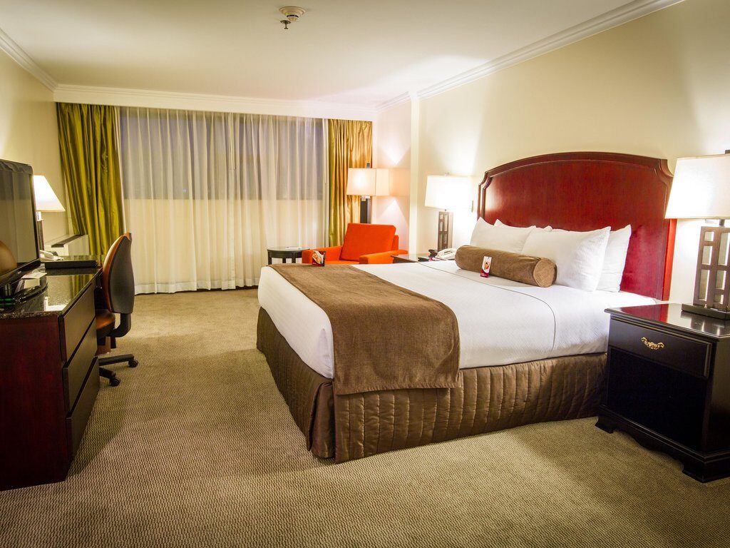 Crowne Plaza San Jose Corobici Crowne Plaza San Jose Corobici