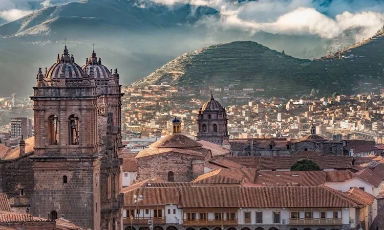 cuz cusco sunrise