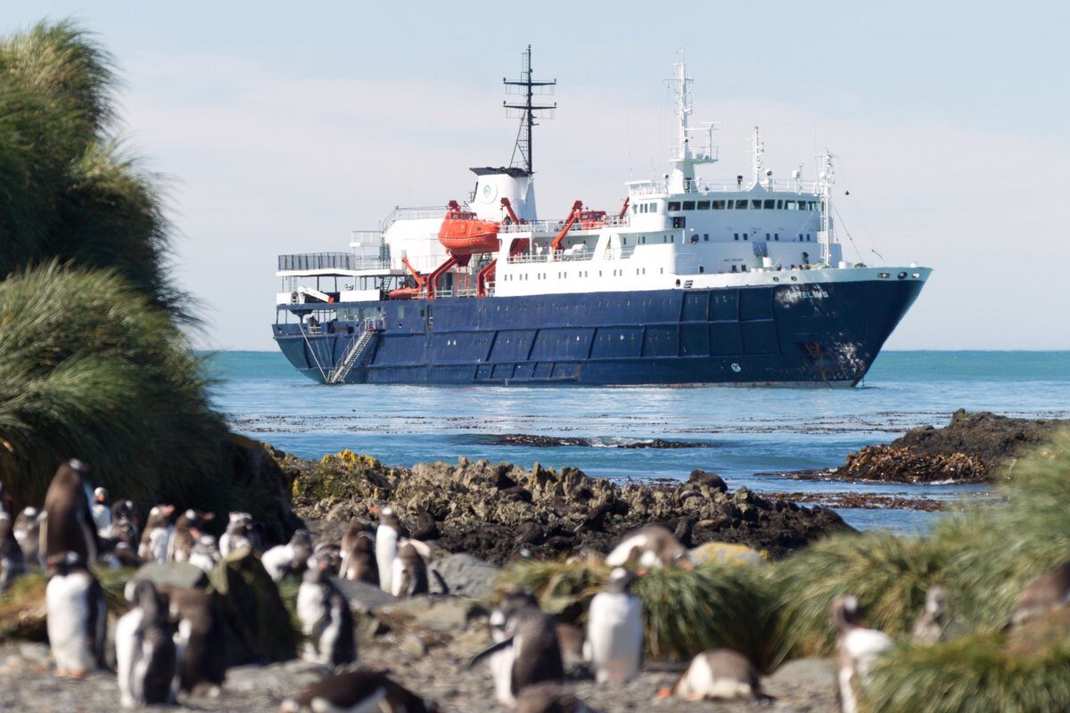 Classic Antarctica Expedition Cruise -Ortelius Classic Antarctica Expedition Cruise -Ortelius