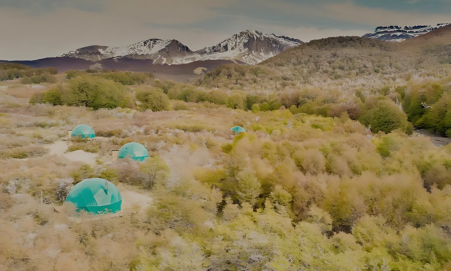Huemules Patagonia Dome Lodge - Chubut, Argentina home02 1200x800 1