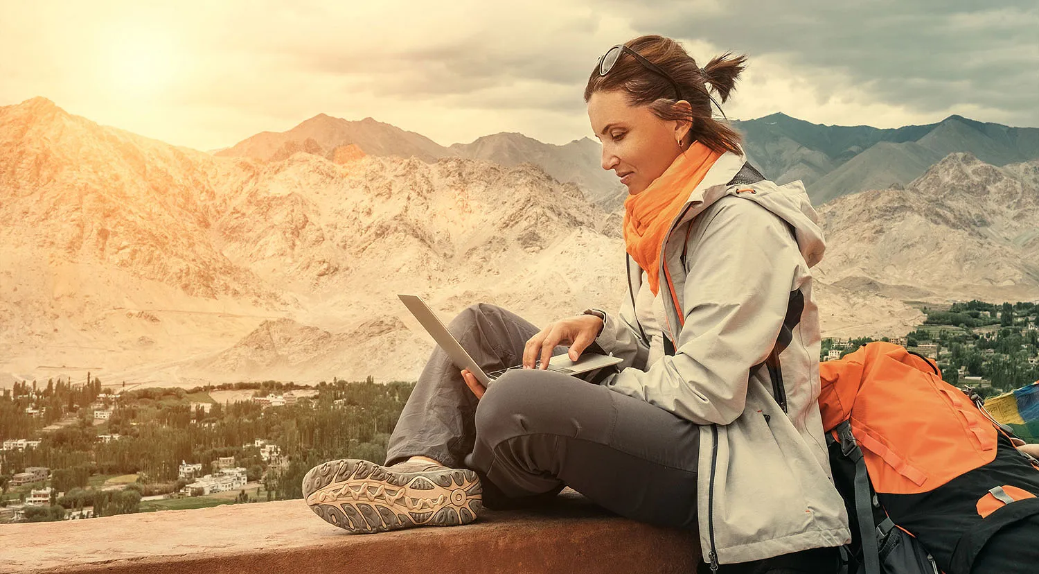 laptop crop