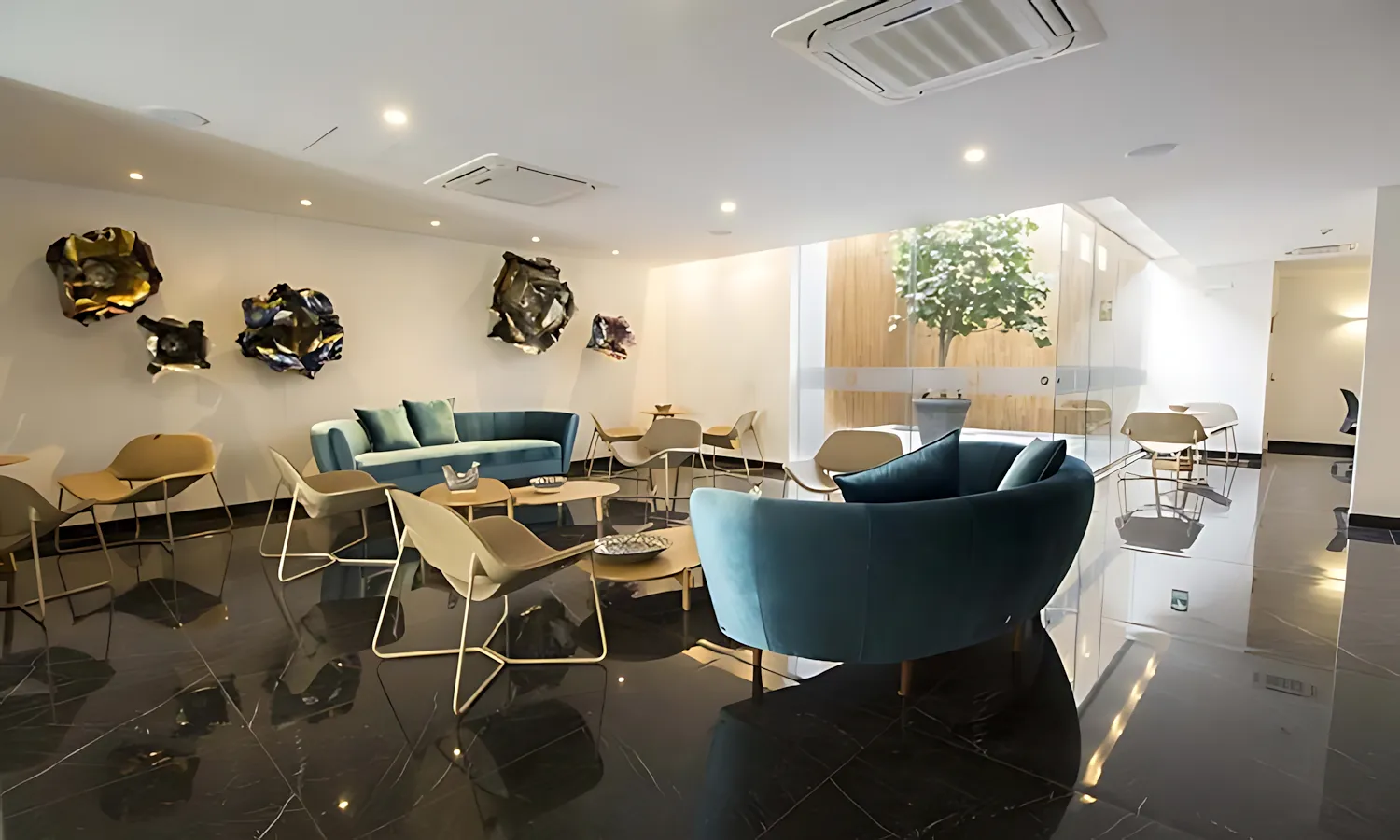 lobby1 1024x682 1
