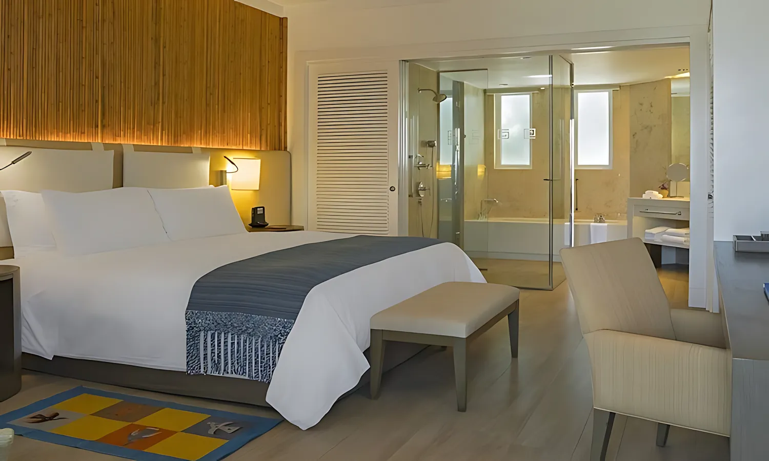 lux3513gr-206003-suite-terrace-ocean-front-view-med lux3513gr 206003 suite terrace ocean front view med