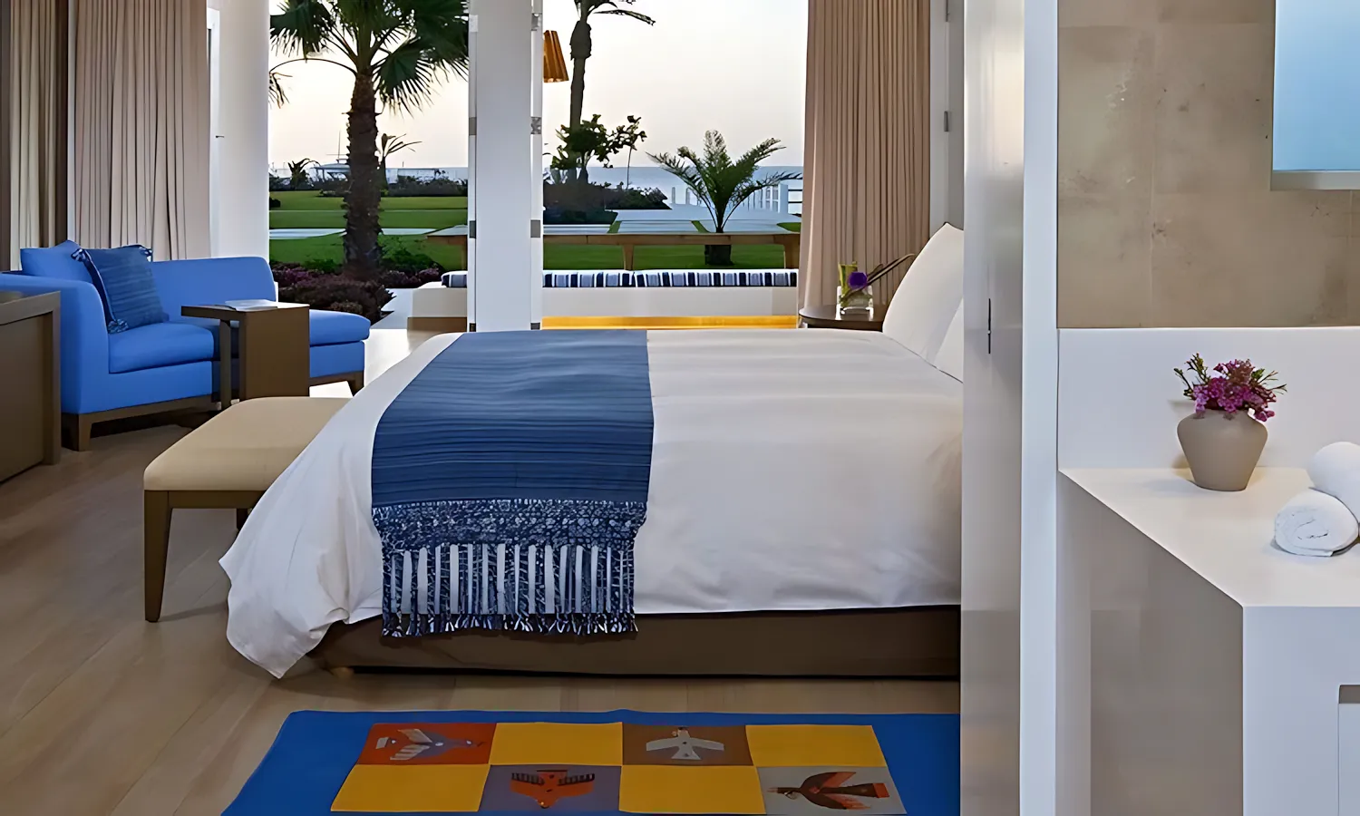 lux3513gr-95374-superior-room-king-size-bed-med lux3513gr 95374 superior room king size bed med