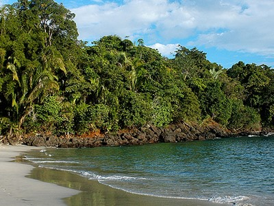 manuel-antonio-beach-1 manuel antonio beach 1