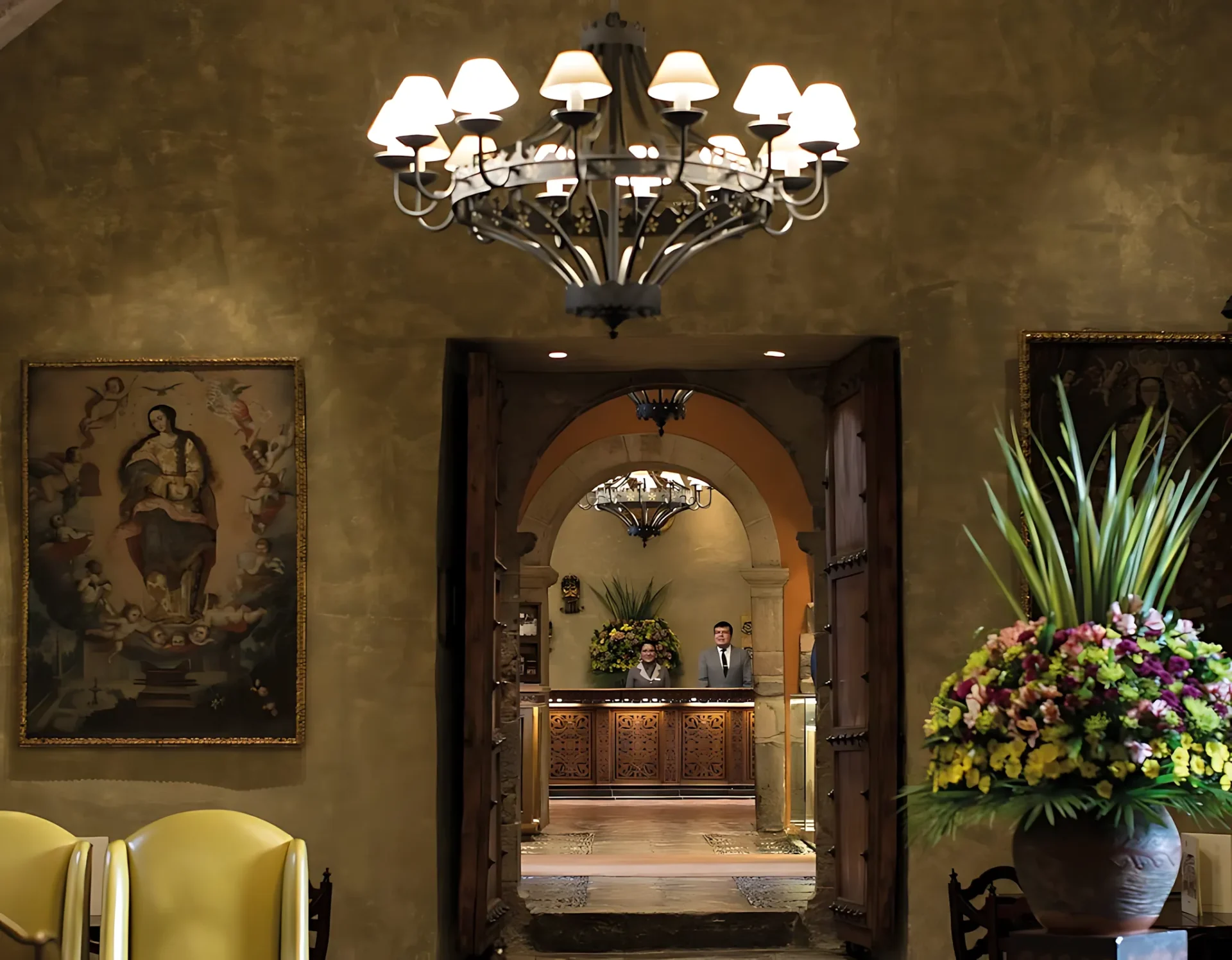 mon gst lobby01 1280x998 1