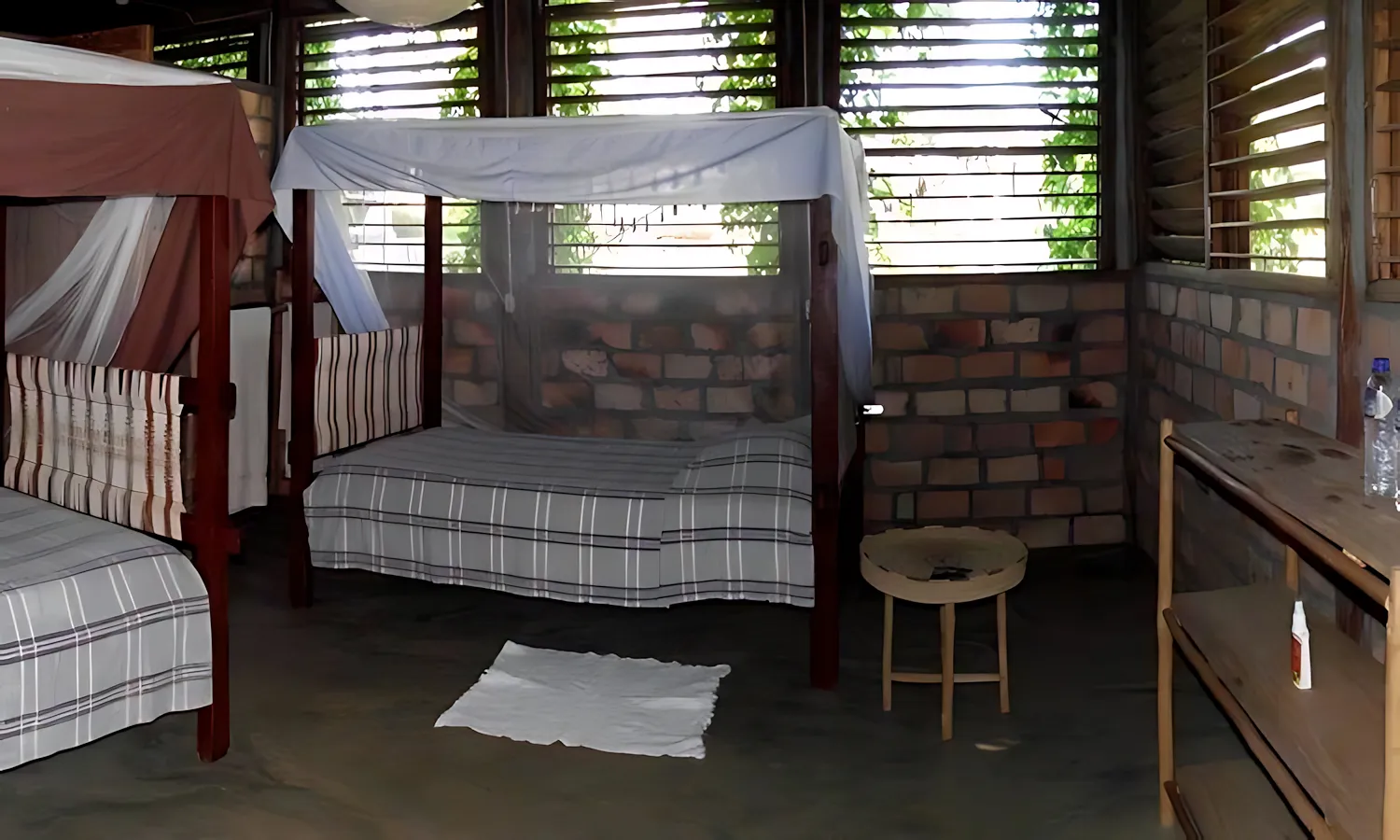 rooms 1