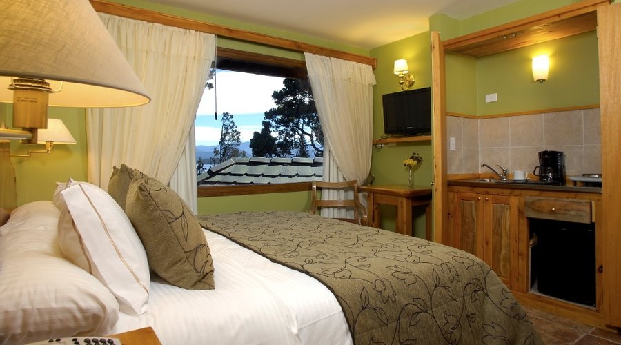 Charming Luxury Lodge & Private Spa Rooms Charming Luxury Lodge & Private Spa Rooms