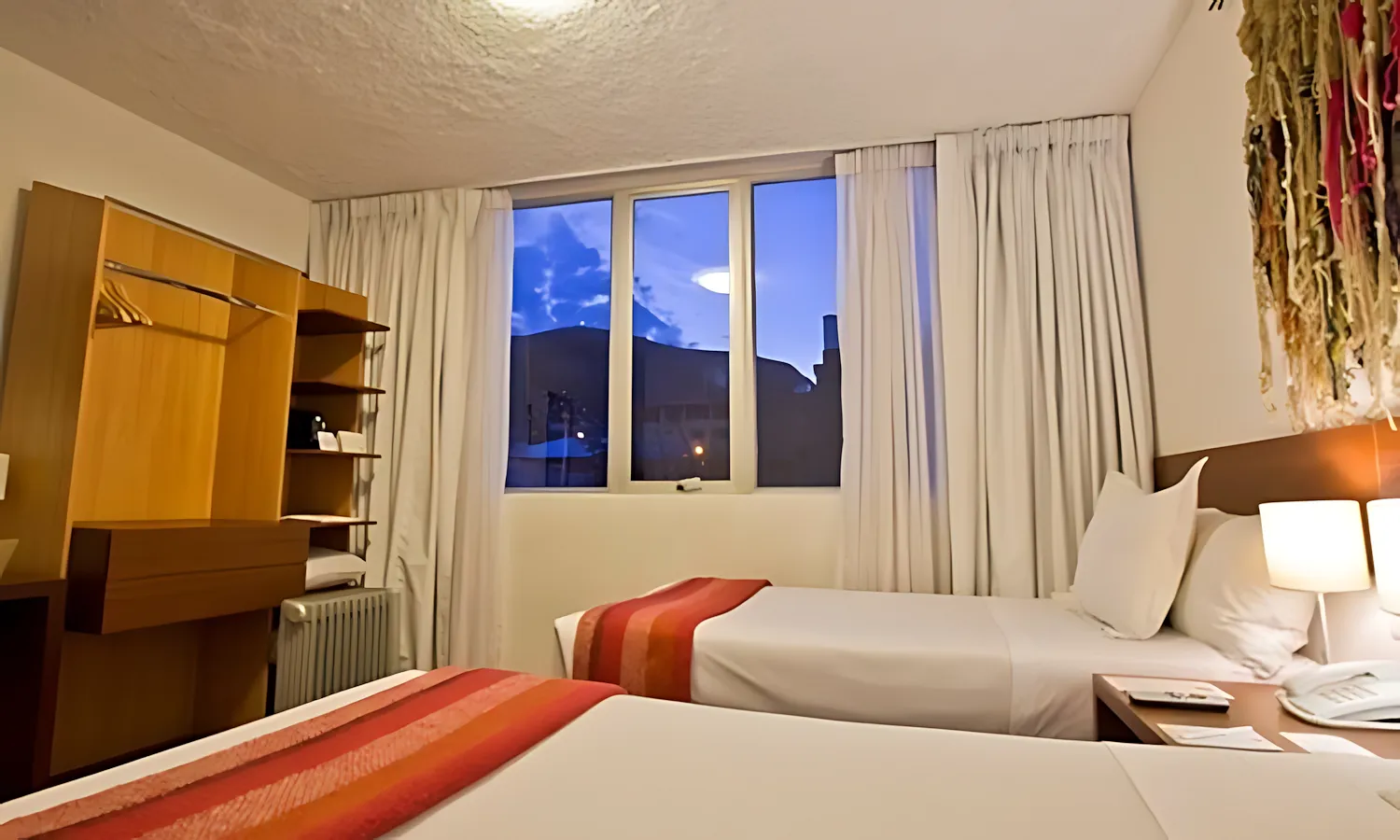 twinroom1 twinroom1
